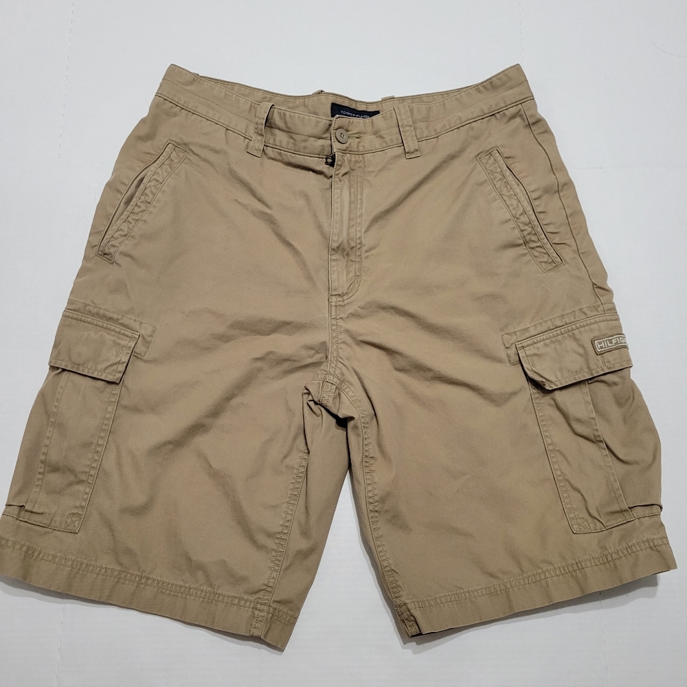 Tommy Hilfiger cargo shorts for men size 36
